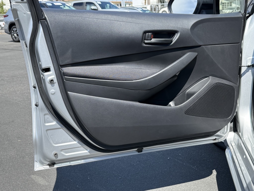 2024 Toyota Corolla LE photo 19