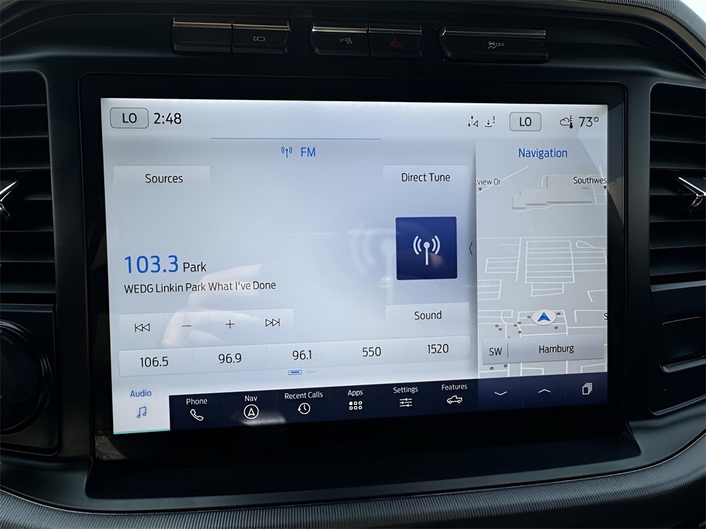 2022 Ford F-150 Platinum photo 13