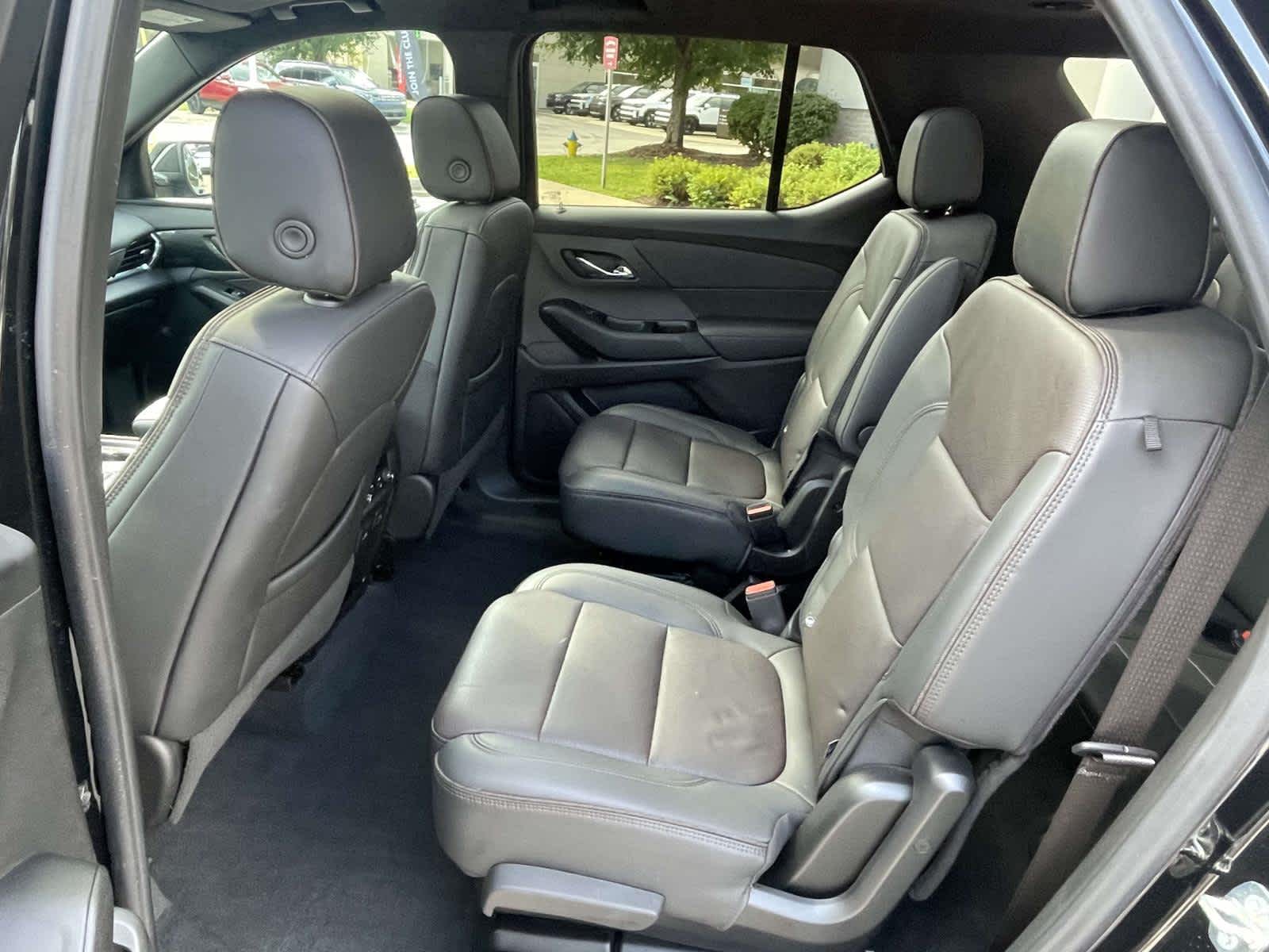 2023 Chevrolet Traverse High Country photo 12