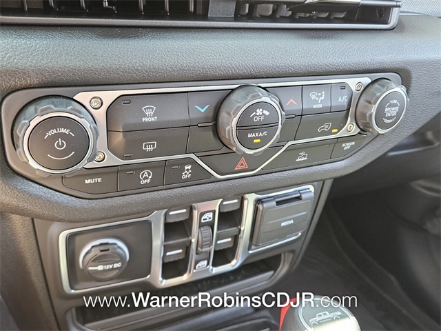 2025 Jeep Gladiator Sport S photo 19