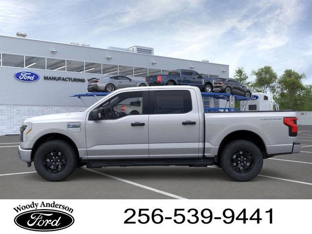 2025 Ford F-150 Lightning XLT photo 2