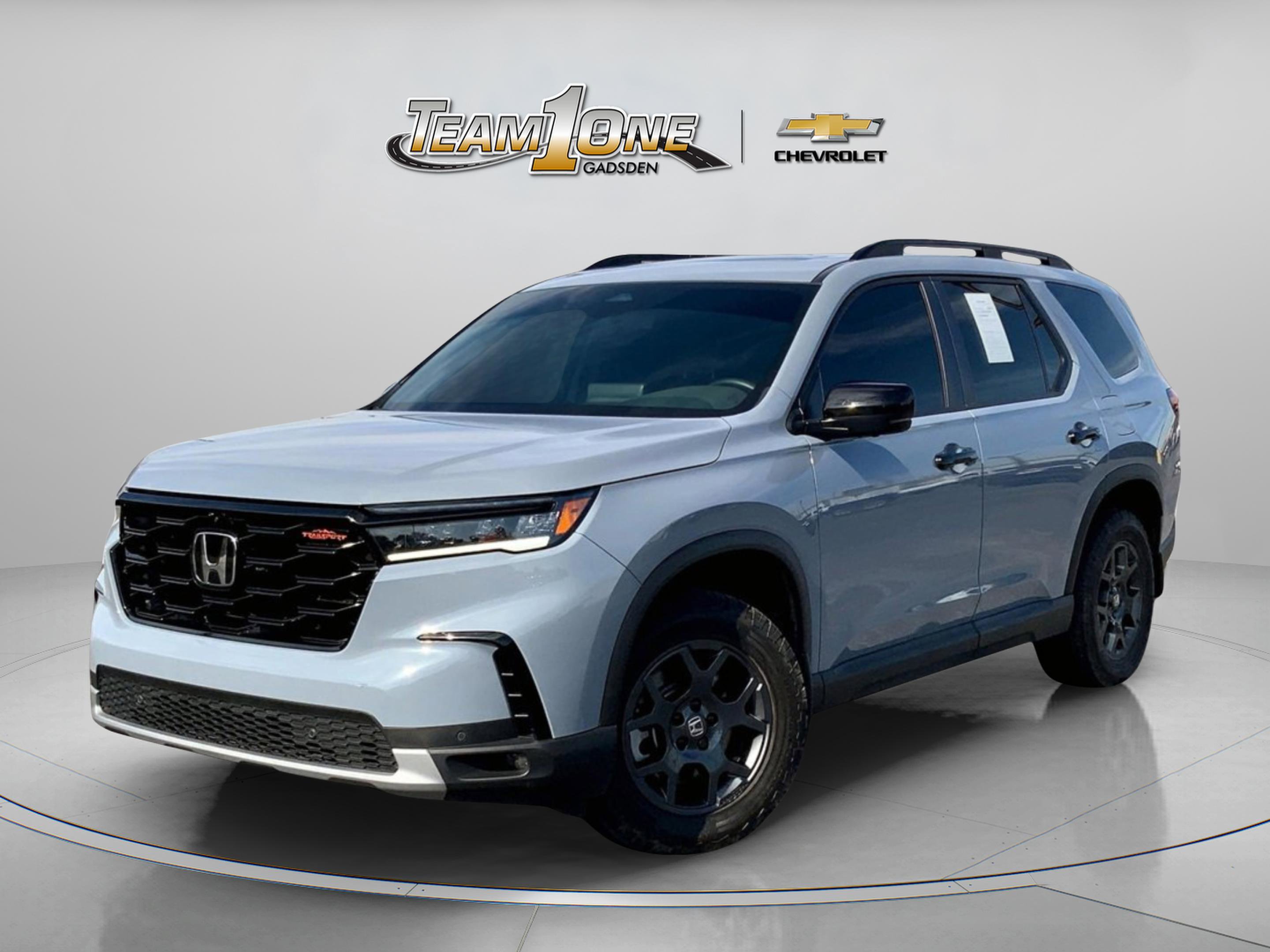 2024 Honda Pilot TrailSport photo 3