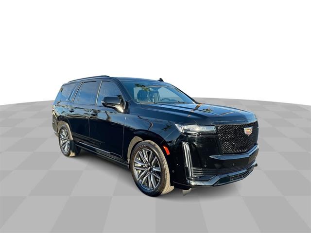 2022 Cadillac Escalade Sport photo 2