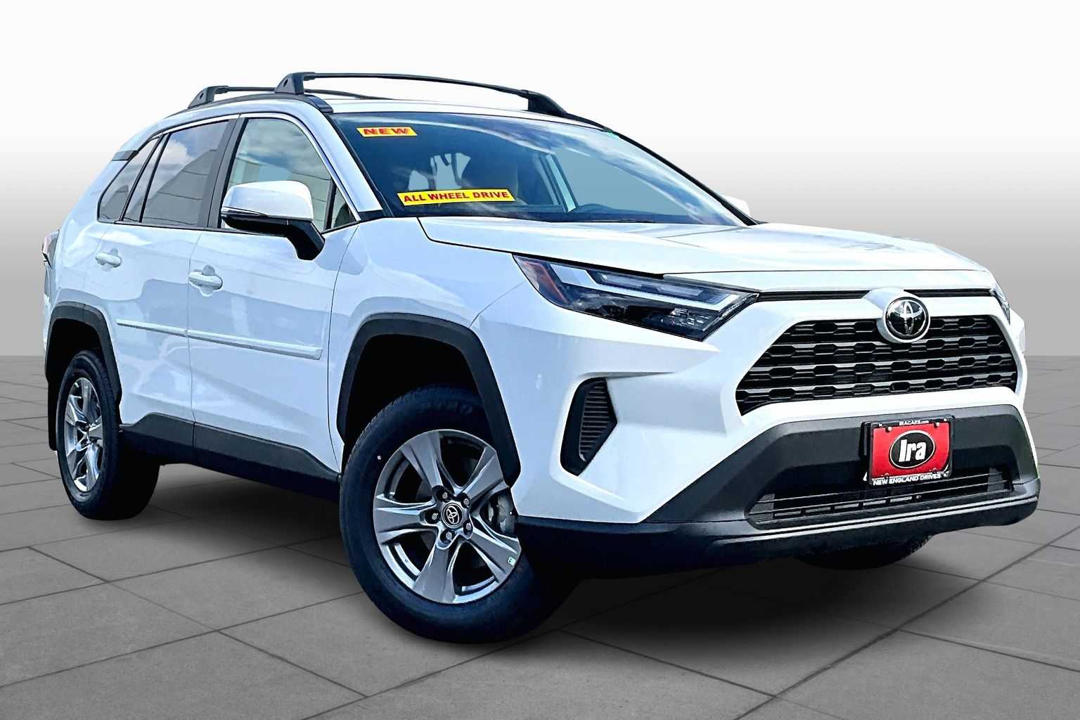 2025 Toyota RAV4 XLE photo 2