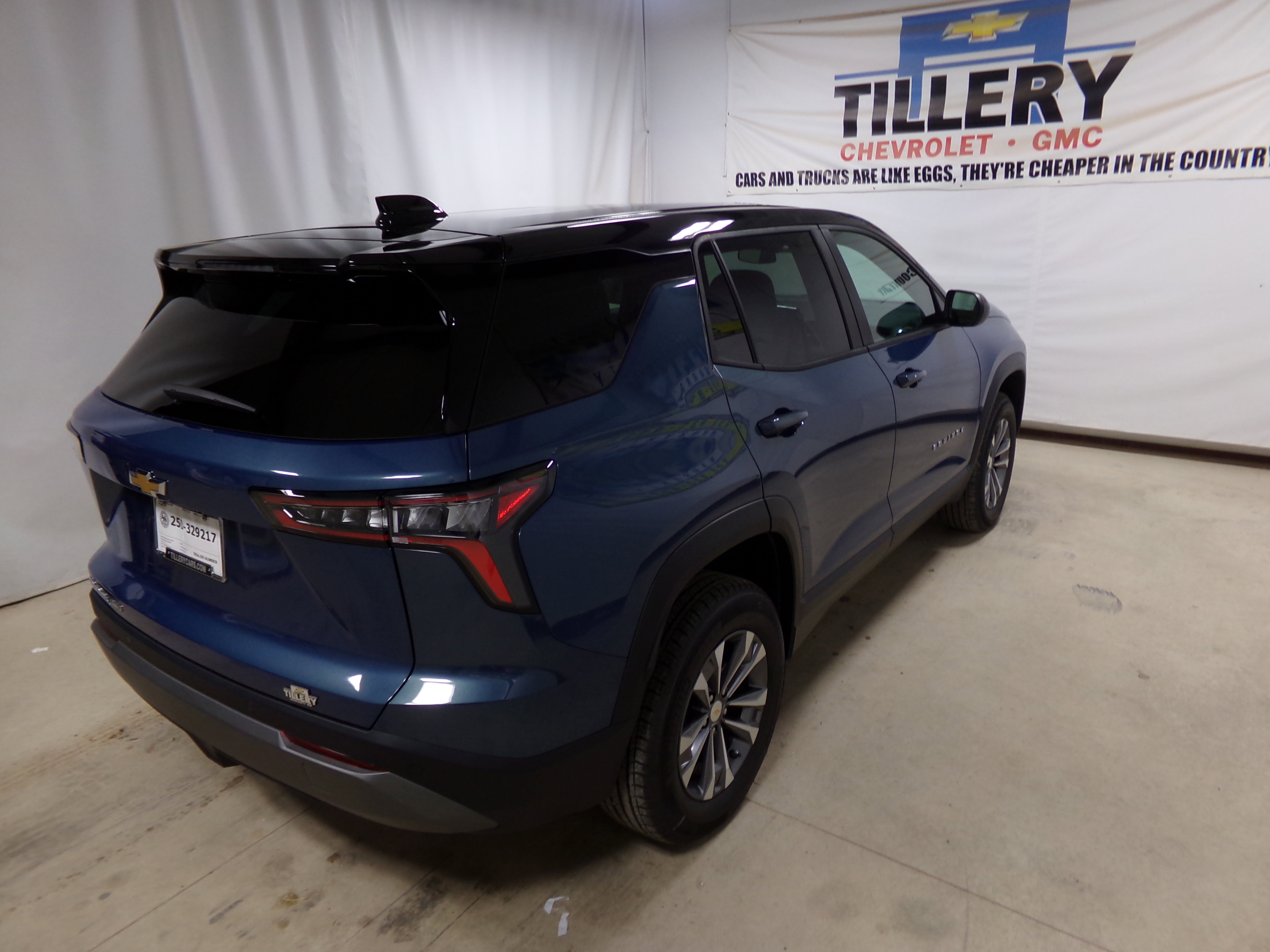 2026 Chevrolet Equinox LT photo 4