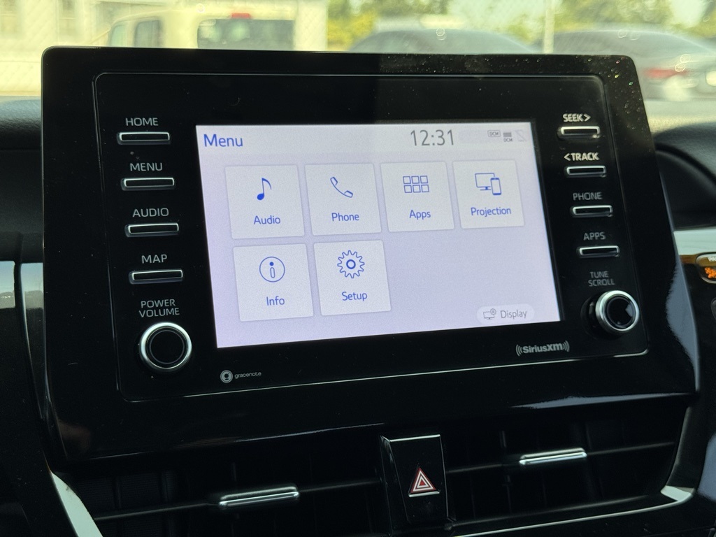 2023 Toyota Camry SE photo 24