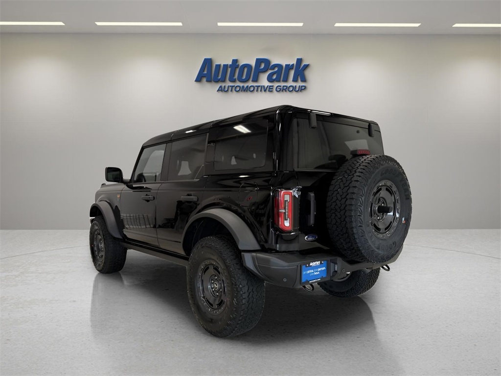 2025 Ford Bronco Badlands photo 3