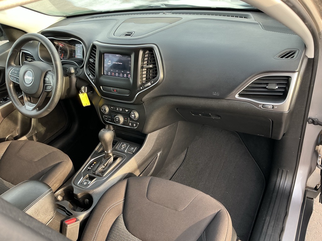 2019 Jeep Cherokee Latitude photo 25