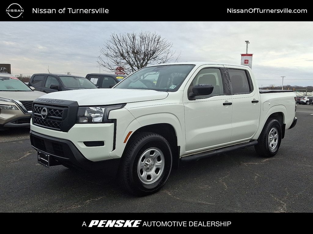 2022 Nissan Frontier S's photo