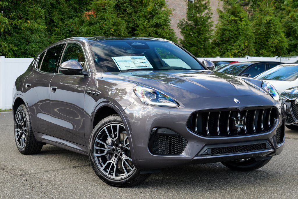 2025 Maserati Grecale Base's photo