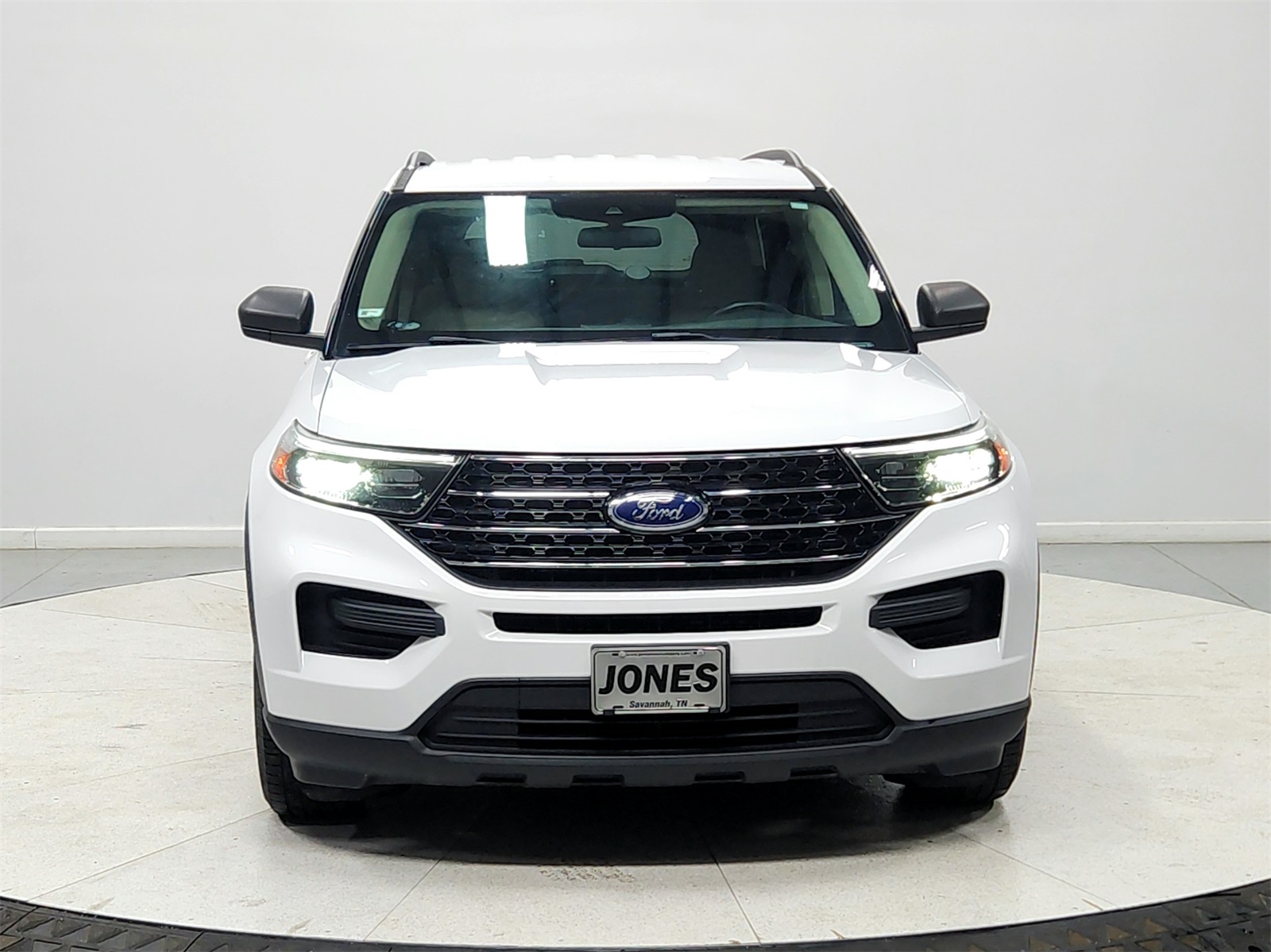 2020 Ford Explorer XLT photo 2