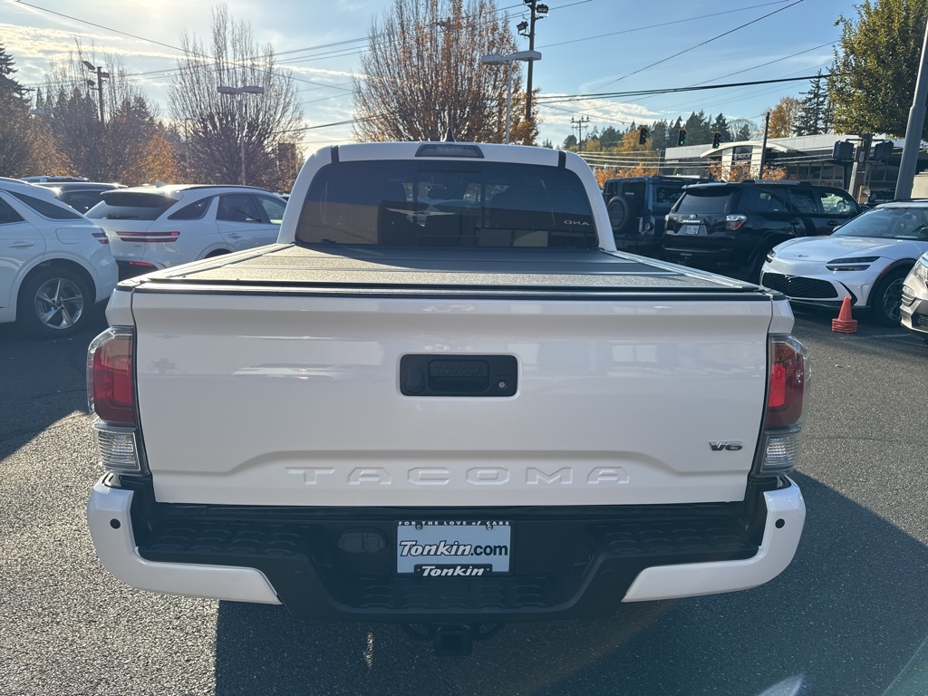 2022 Toyota Tacoma TRD Off-Road V6 photo 4