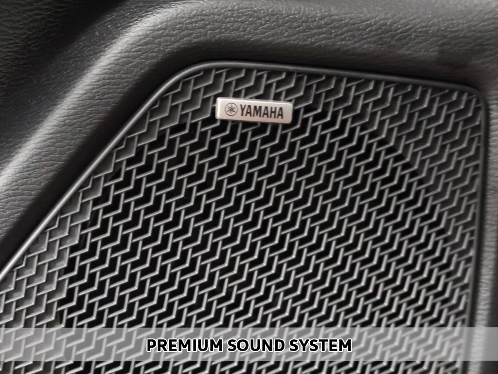 2025 Mitsubishi Outlander SE photo 4