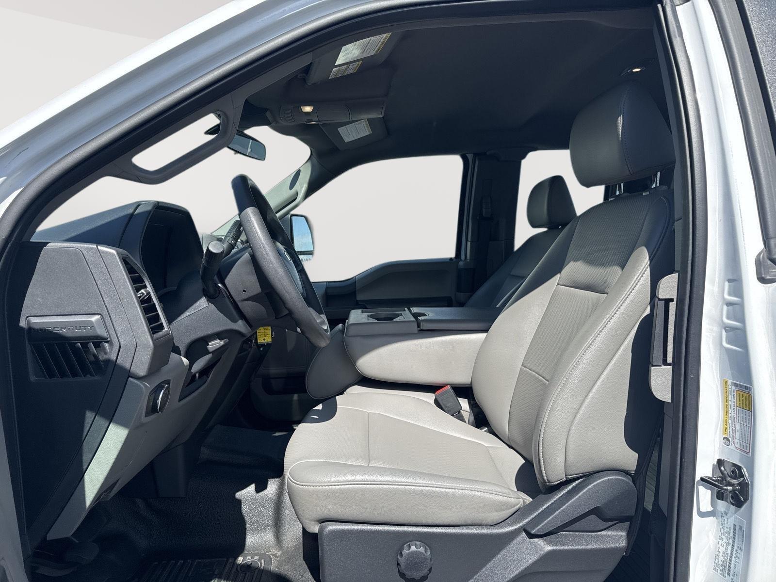 2022 Ford F-250 XL photo 9