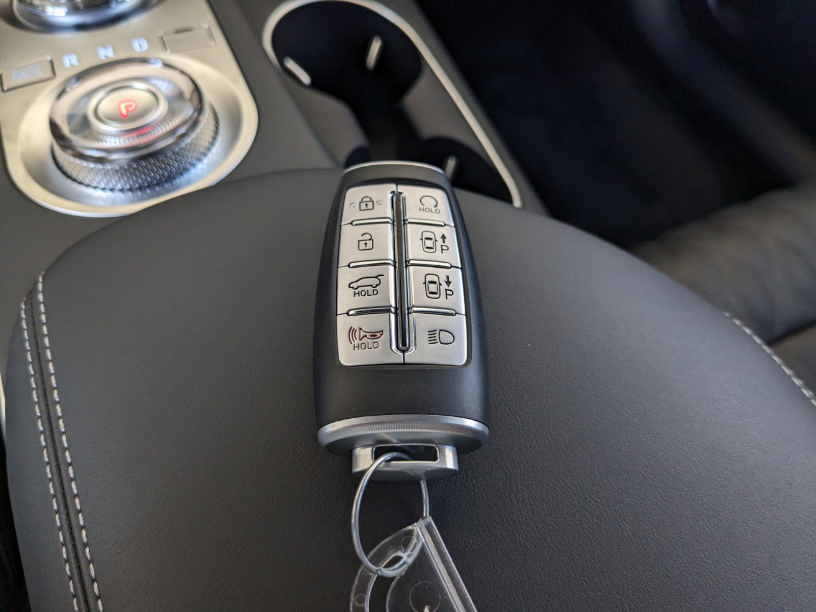 2025 Genesis GV70 3.5T Sport Advanced photo 30