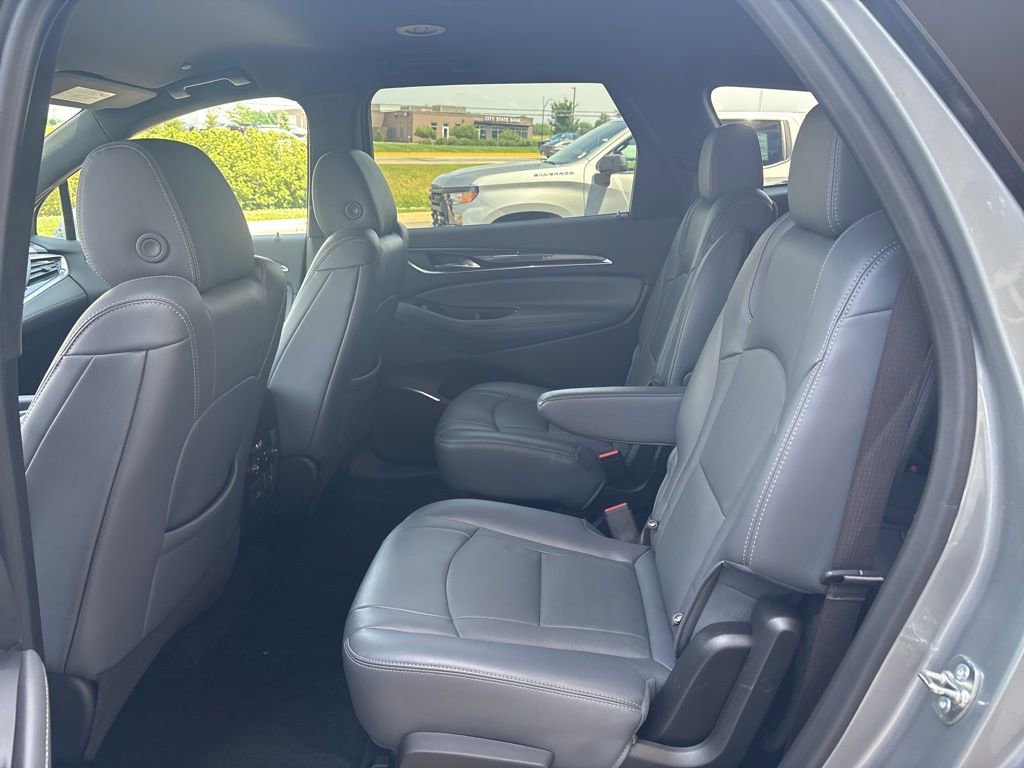 2024 Buick Enclave Premium photo 13