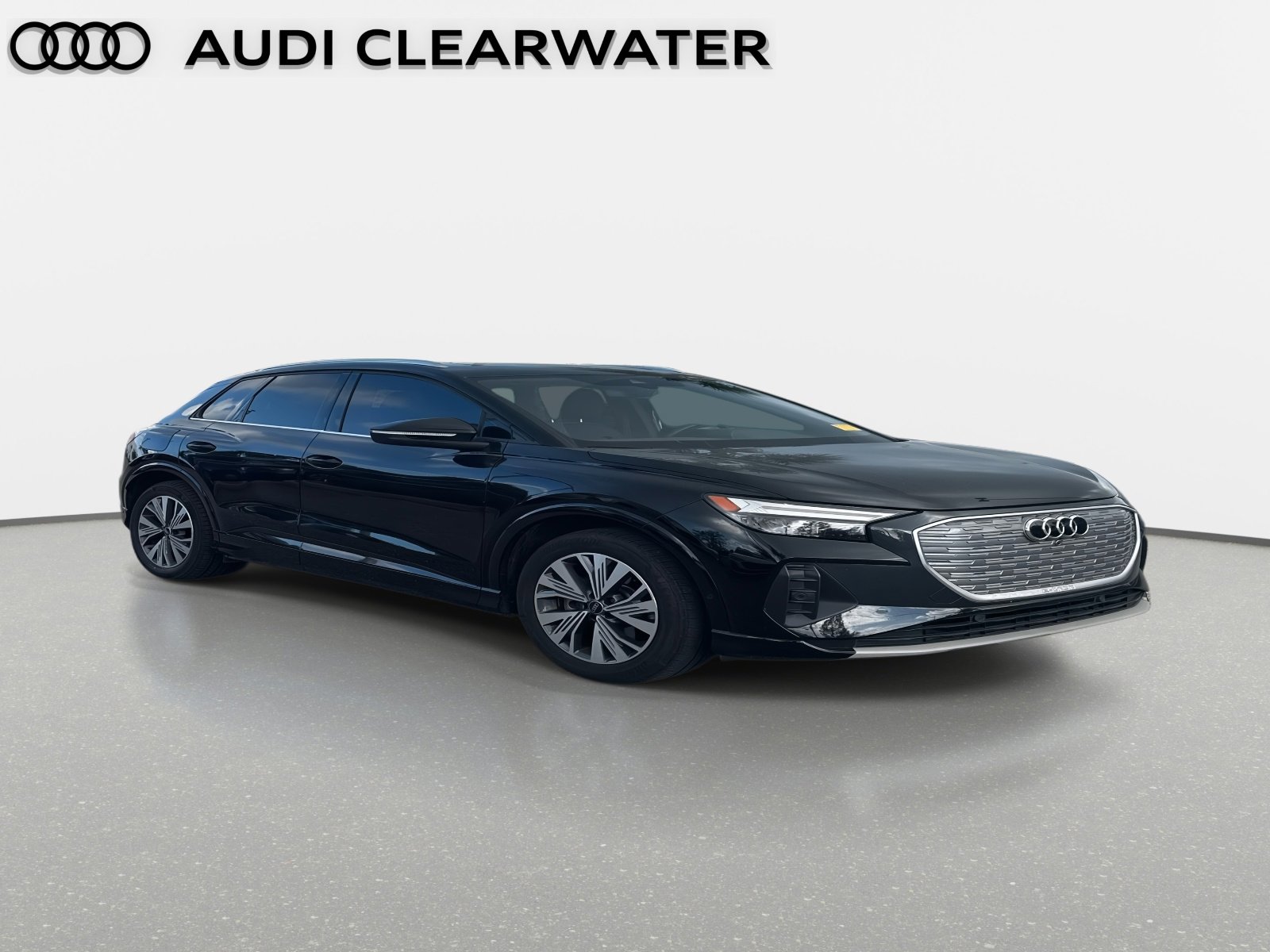 2023 Audi Q4 e-tron Premium Plus's photo