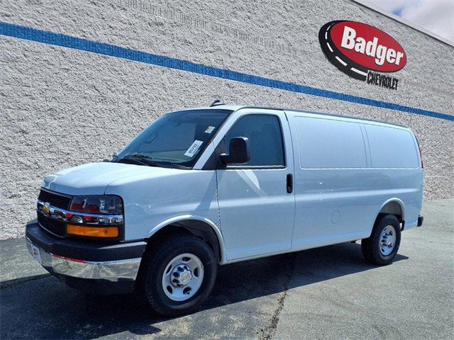 2025 Chevrolet Express Cargo Work Van's photo