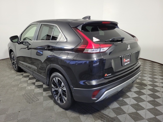2022 Mitsubishi Eclipse Cross SEL photo 4