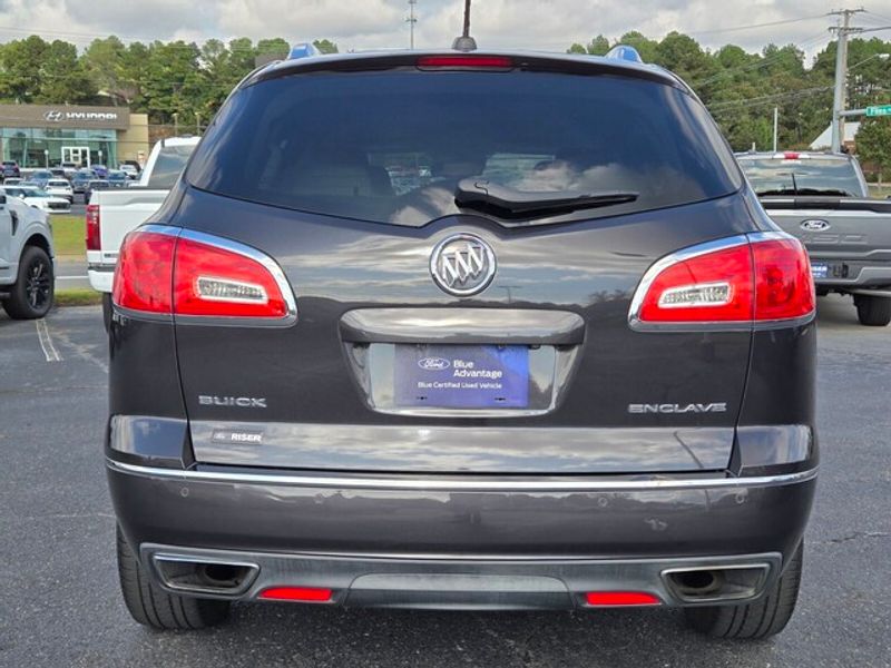 2017 Buick Enclave Premium photo 4