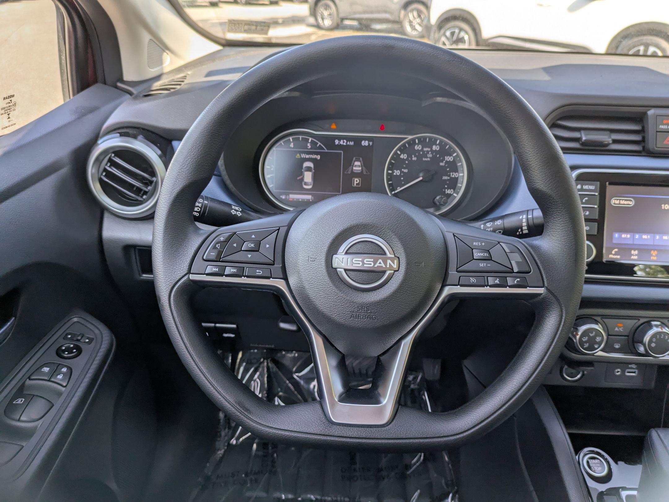 2025 Nissan Versa SV photo 18