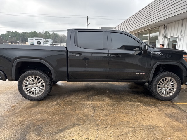 2021 GMC Sierra 1500 AT4's photo