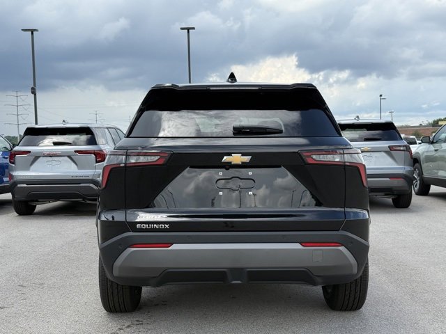 2026 Chevrolet Equinox LT photo 4