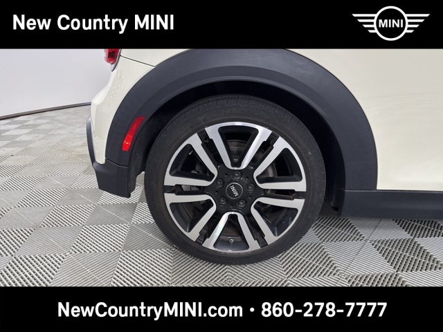 2023 Mini Cooper Convertible S photo 9