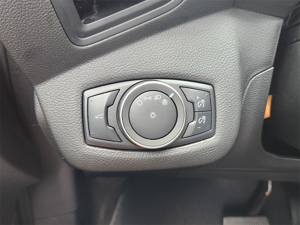 2018 Ford Escape S photo 26