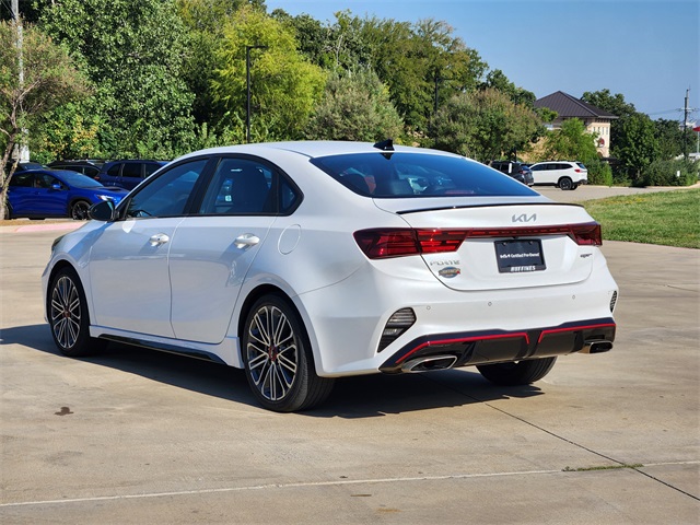 2023 Kia Forte GT photo 5