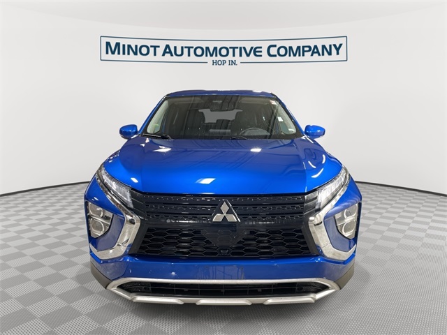 2024 Mitsubishi Eclipse Cross SE photo 3