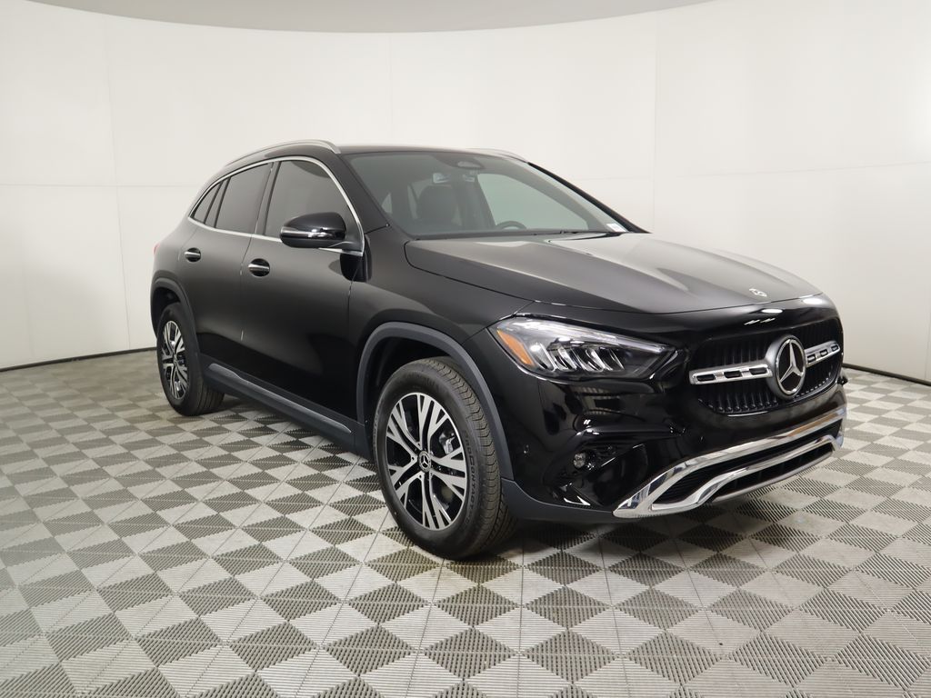 2025 Mercedes Benz GLA 250 photo 3