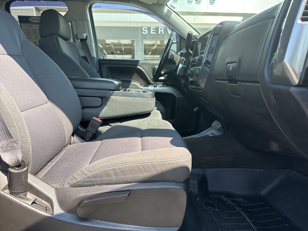 2015 Chevrolet Silverado 1500 LT photo 23