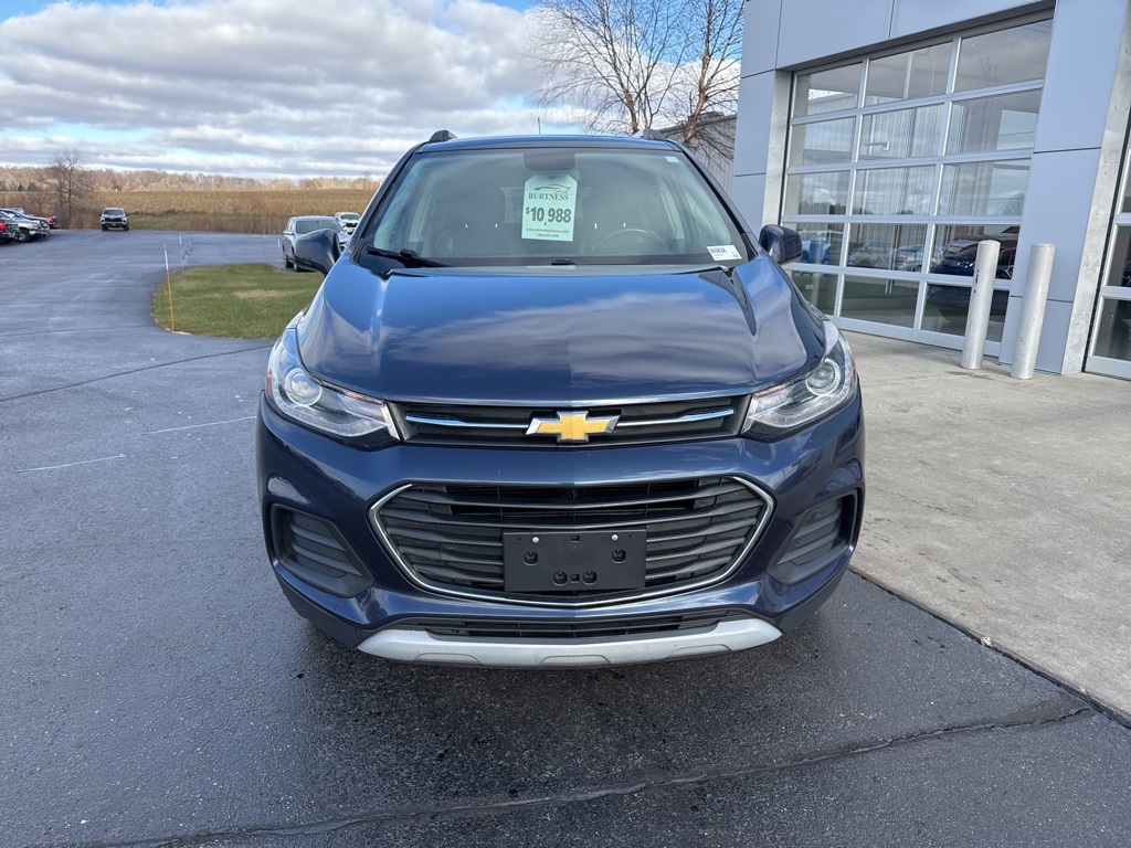 2018 Chevrolet Trax LT photo 2