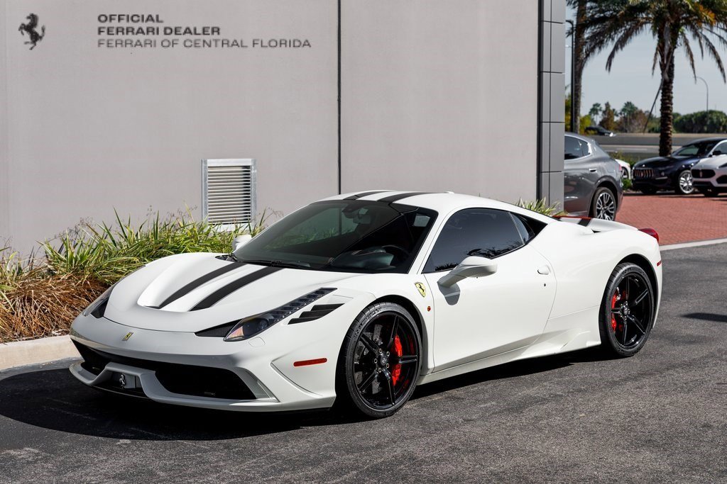 2015 Ferrari 458 Speciale Base's photo
