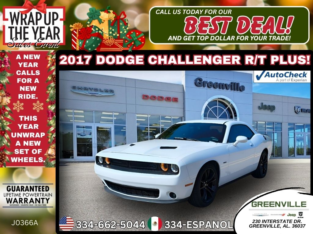 2017 Dodge Challenger R/T Plus's photo