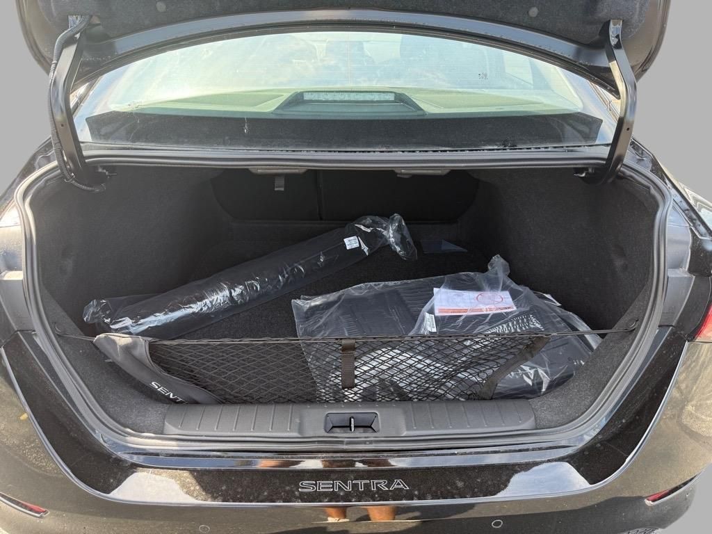 2025 Nissan Sentra SV photo 20