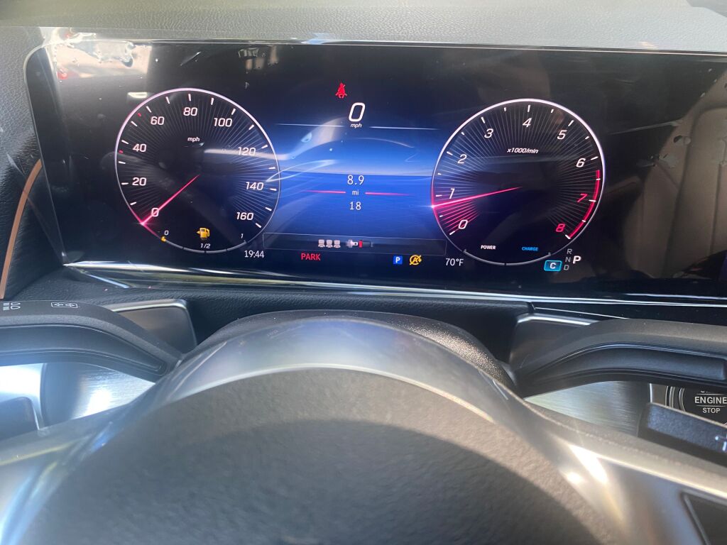 2026 Mercedes Benz GLB 250 4MATIC photo 12