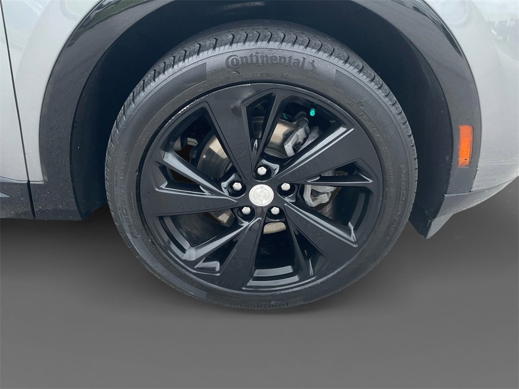 2021 Buick Envision Essence photo 7