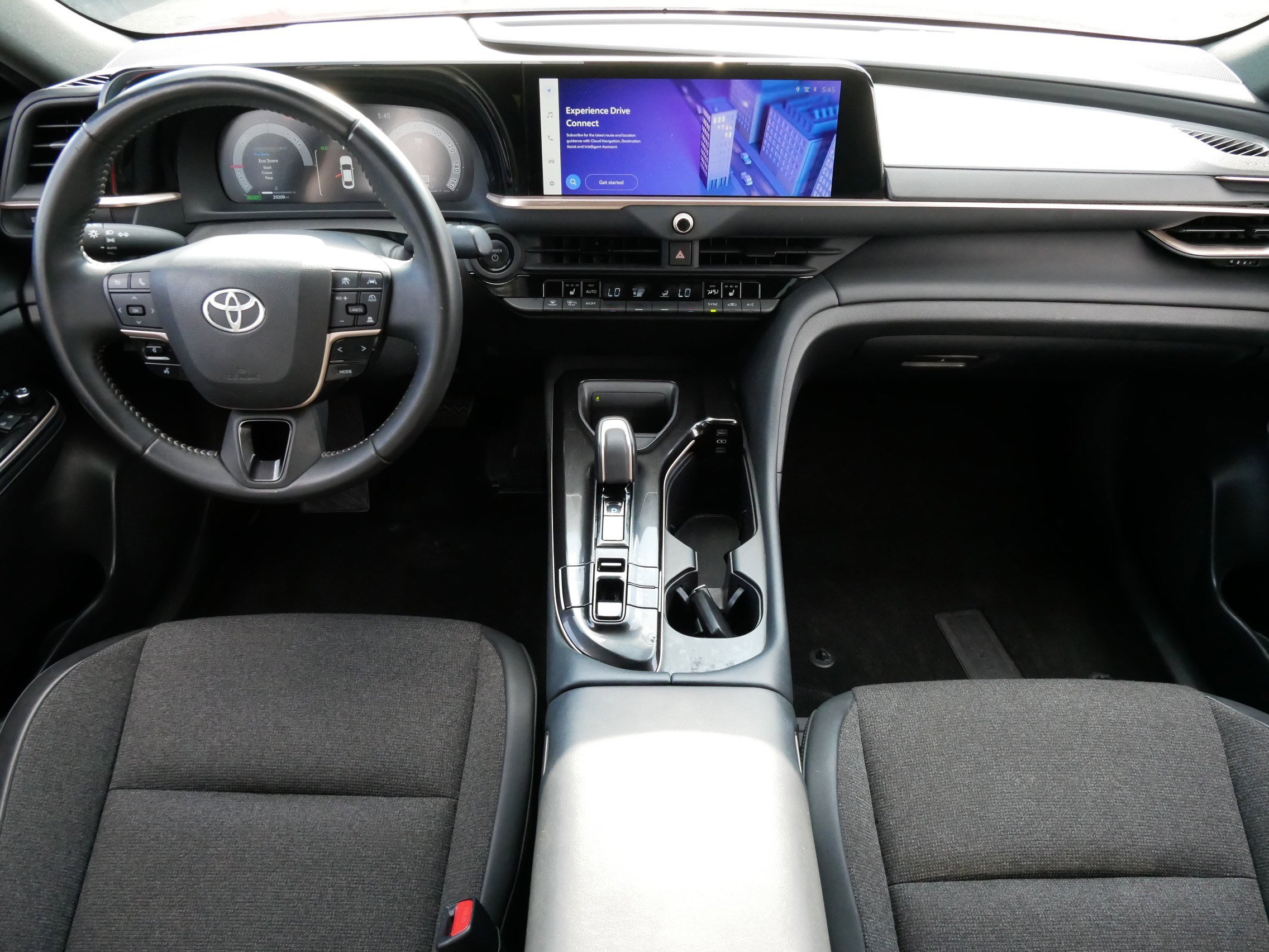 2024 Toyota Crown XLE photo 10