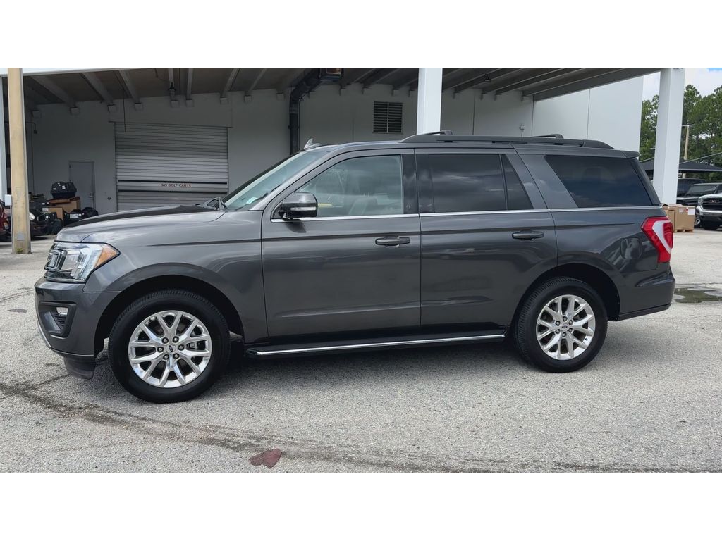 2021 Ford Expedition XLT photo 4