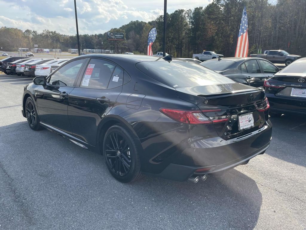 2026 Toyota Camry SE photo 3