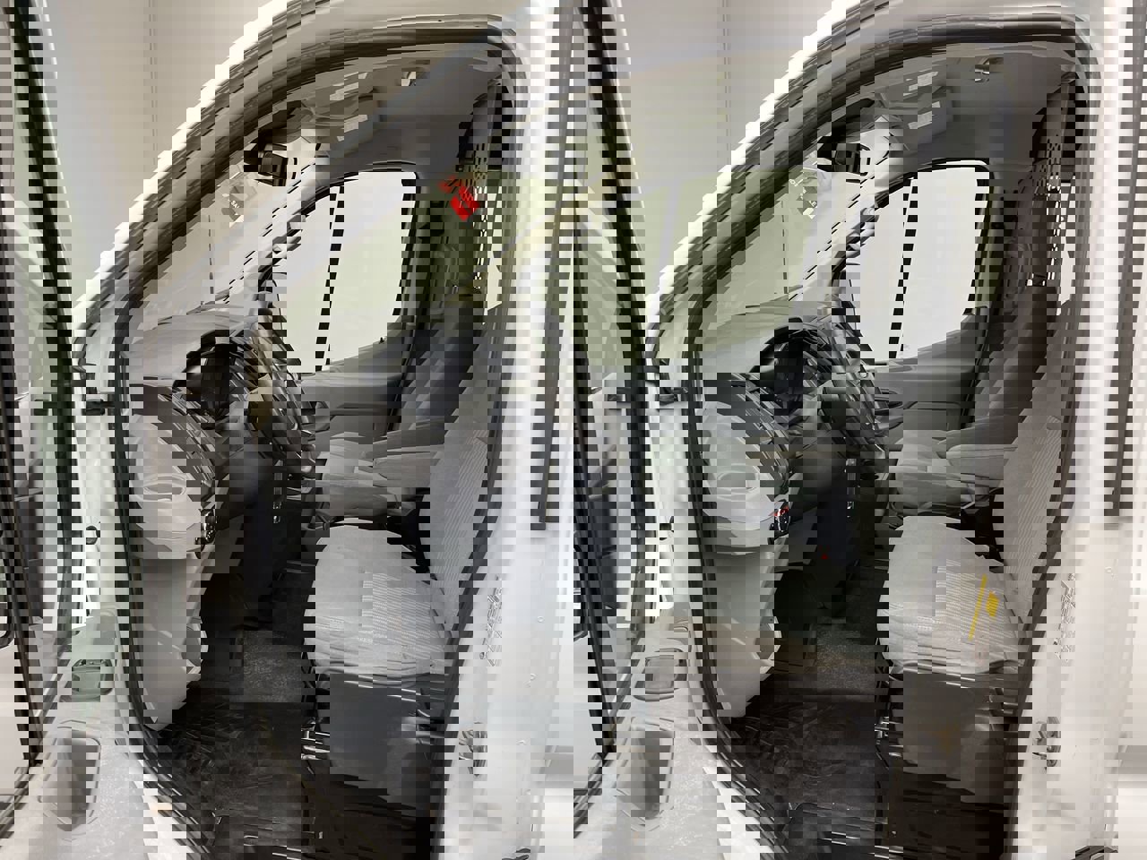 2016 Ford Transit Cargo Van photo 3