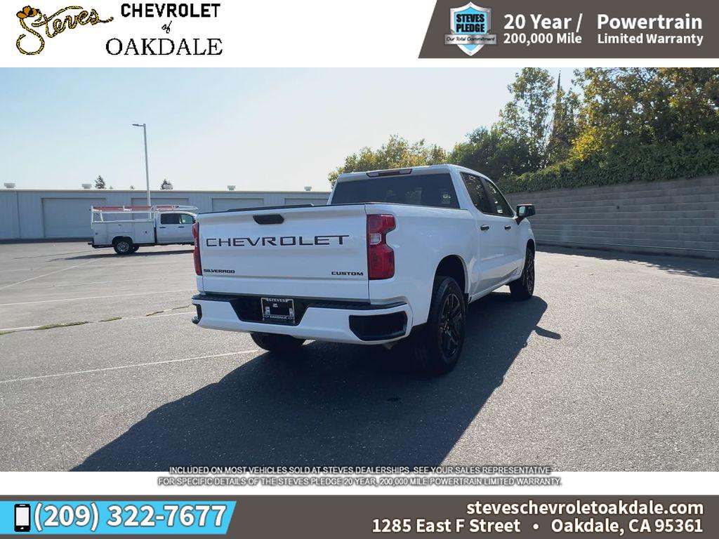 2025 Chevrolet Silverado 1500 Custom photo 9