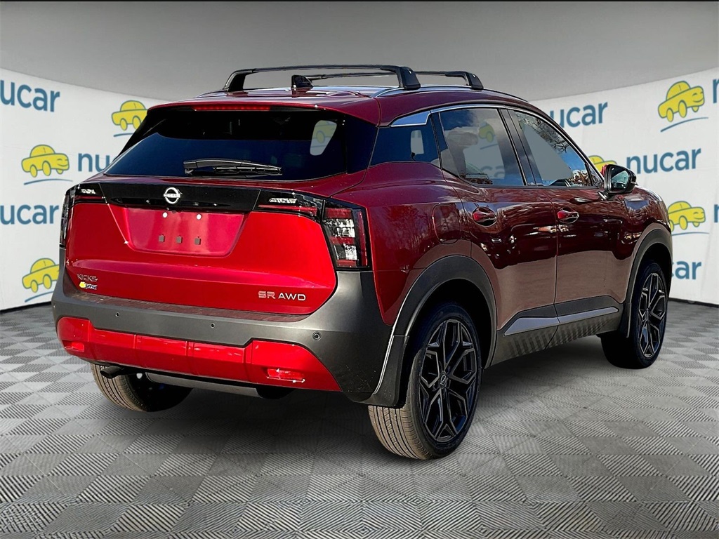 2026 Nissan Kicks SR photo 4