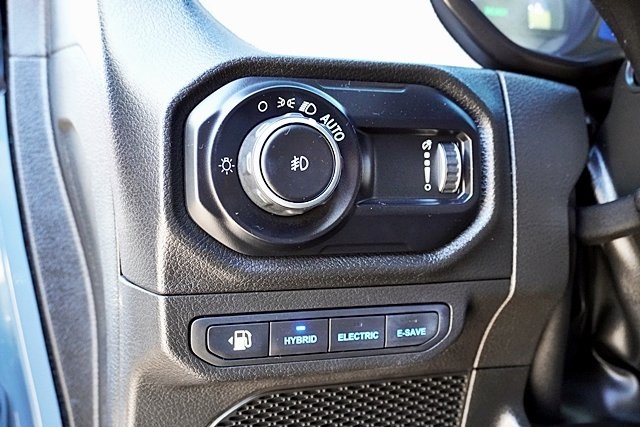 2024 Jeep Wrangler Sport S 4xe photo 21