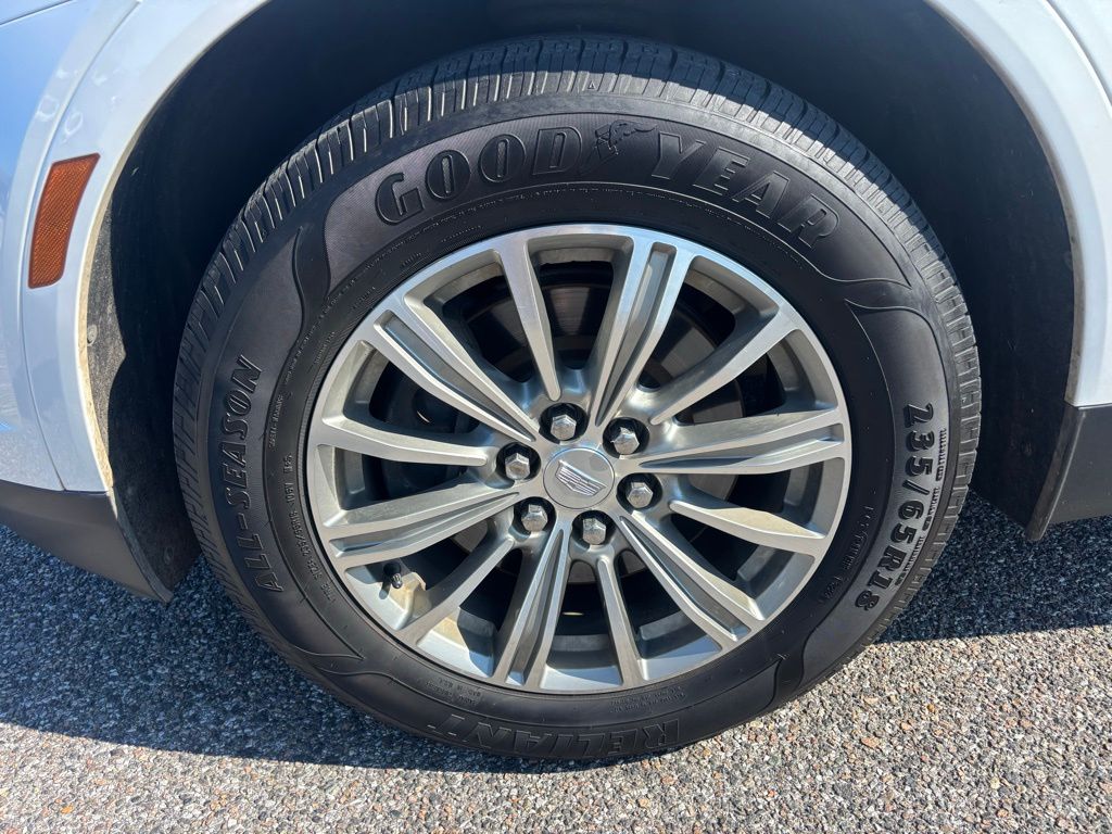2018 Cadillac XT5 Luxury photo 14