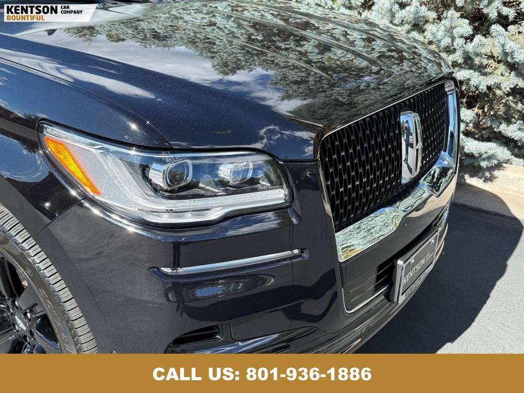 2022 Lincoln Navigator L Reserve photo 13