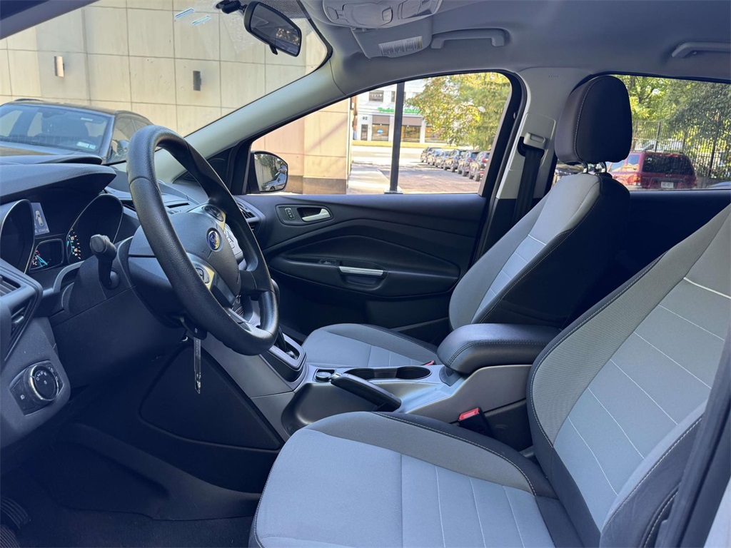 2014 Ford Escape SE photo 16