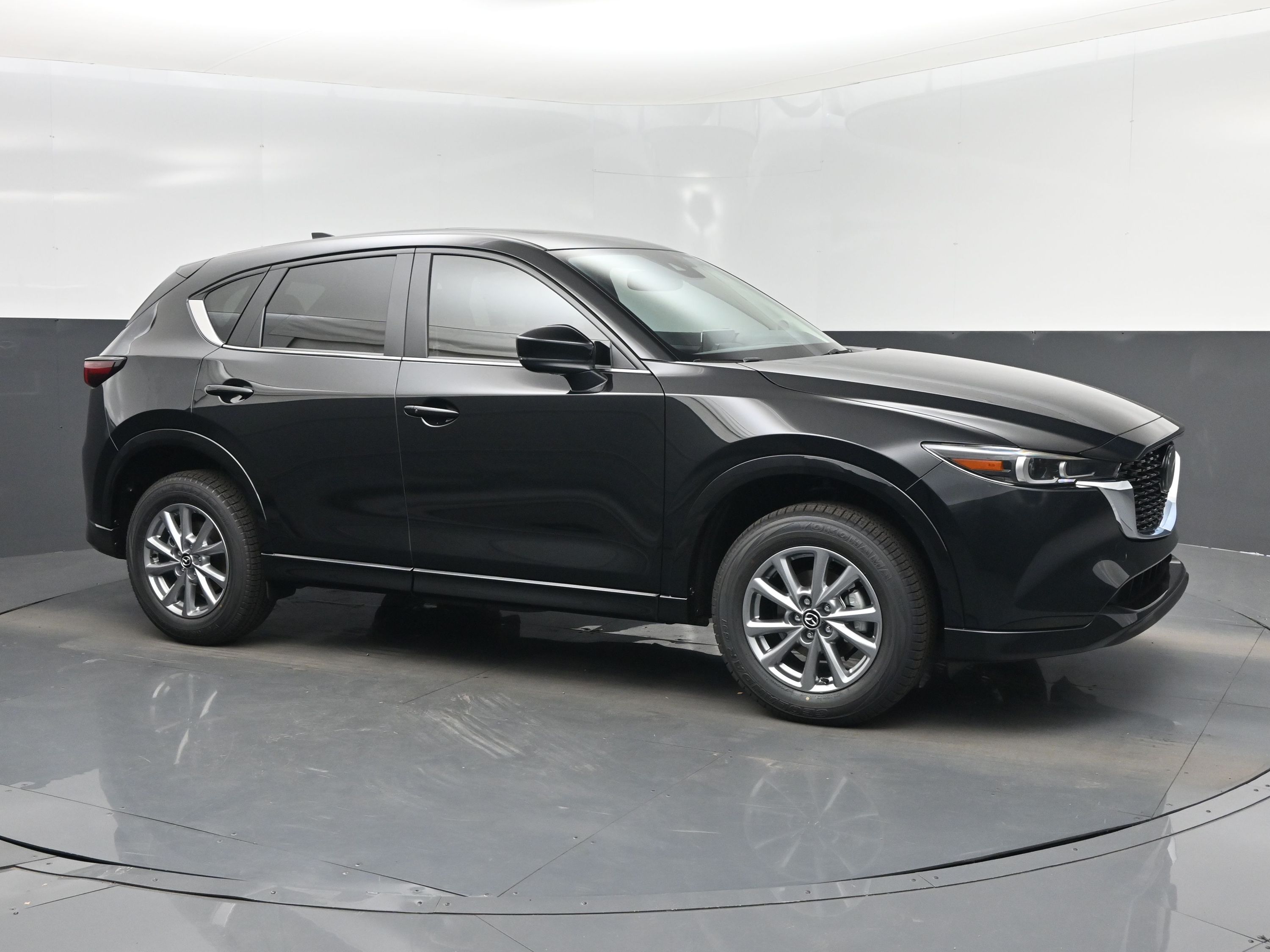 2025 Mazda CX-5 S Preferred package's photo